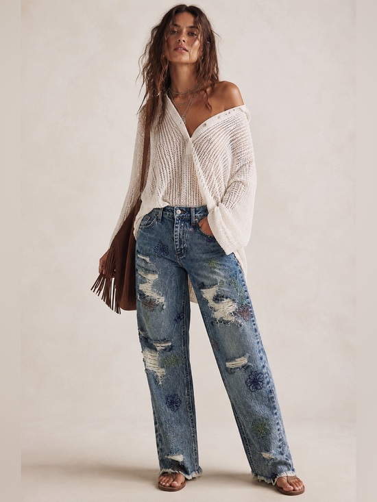 Tinseltown Denim - Distressed Embroidered Floral Boyfriend Jeans Raw Hem Boho Grunge Size 9